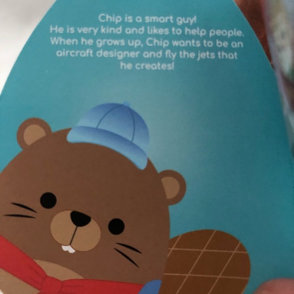 SQUISHMALLOW CHIP THE BEAVER! - Picture 4 of 4